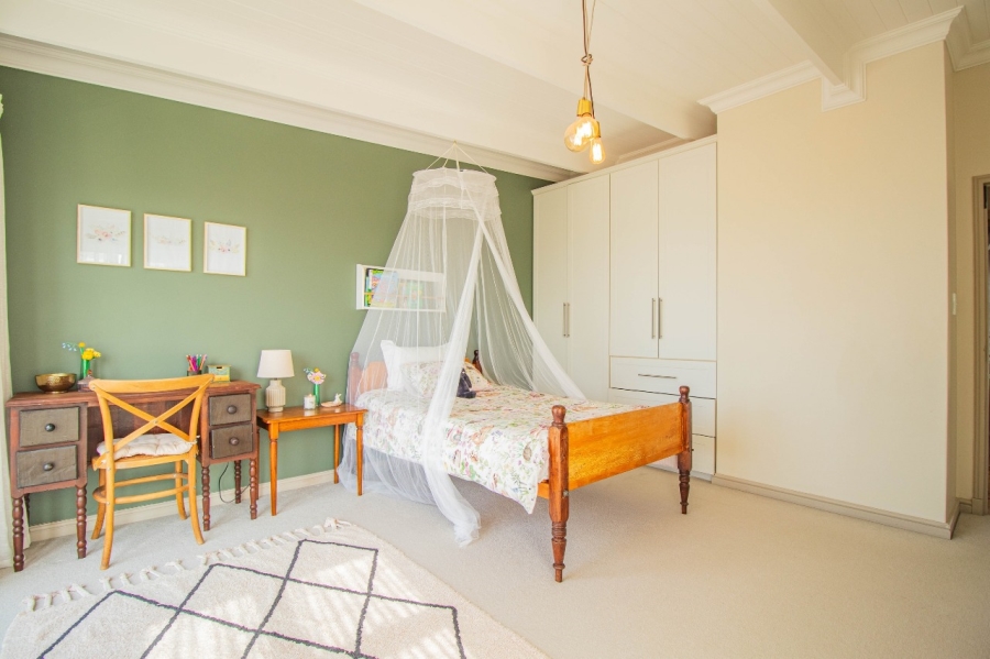 4 Bedroom Property for Sale in Hartenbos Heuwels Western Cape